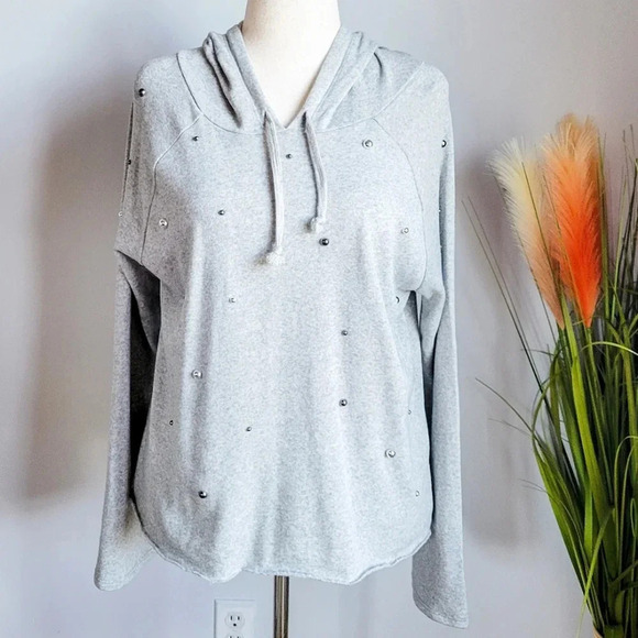 Generation Love, NWT Heather Gray Storm Pearls Hooded Hoodie Top Size Large - Picture 2 of 12